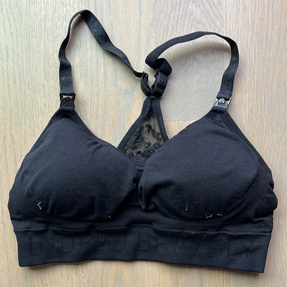 Kindred Bravely black nursing bra. Size small.